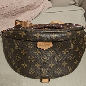 Authentic Louis Vuitton Bumbag